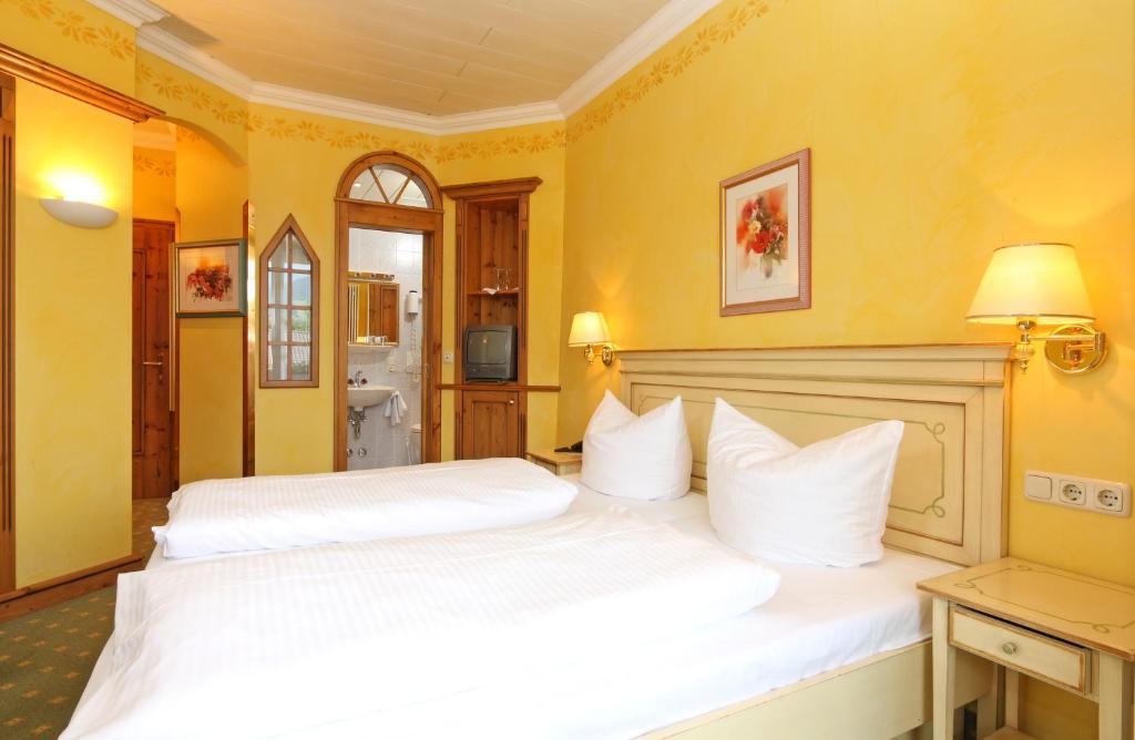 Standard King Room